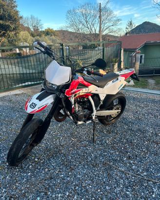 HUSQVARNA SM125 2t motard