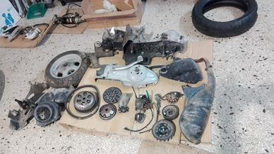 Motore e ricambi vespa et4 125 leader zip liberty