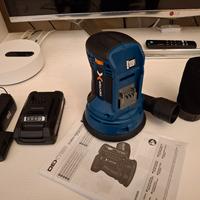 levigatrice orbitale a batteria.
