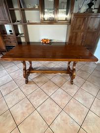 tavolo in arte povera con 4 sedie