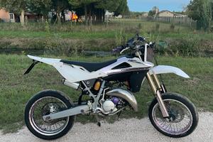 Husqvarna SM 125 - 2009