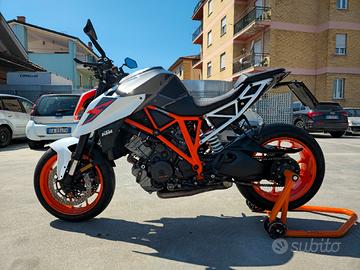ktm 1290 superduke 