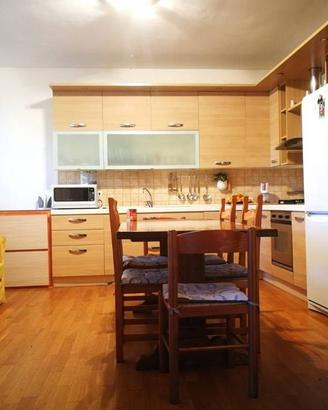 Appartamento di 71 m² con 3 locali e box auto a Mo