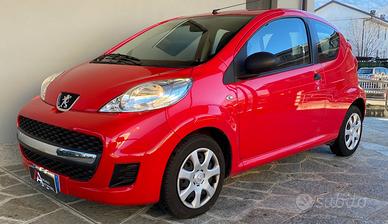 Peugeot 107 3 Porte 107 1.0 12v Access (desir) 3p