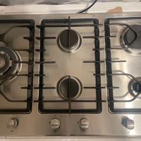 piano cottura Whirpool da 90 cm a cinque fuochi