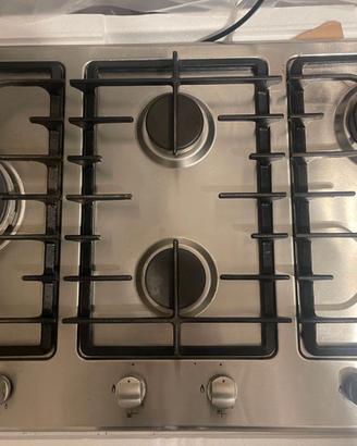 piano cottura Whirpool da 90 cm a cinque fuochi