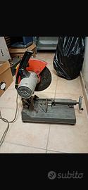 Troncatrice ferro Makita