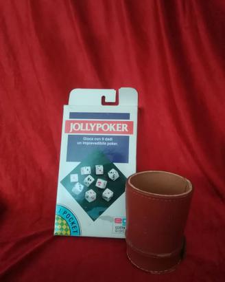 Dadi da poker con bicchiere cuoio
