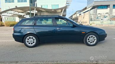 Alfa Romeo 156 SW - Sportwagon 1.9 Jtd