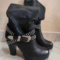 Stivali cowboy neri donna fibbia