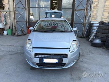 Ricambi Fiat Grande Punto 1.3 MTJ 75cv del 2008