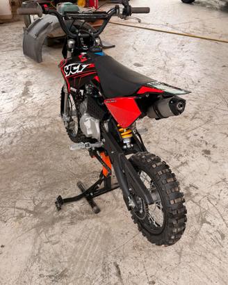 Cross mini moto