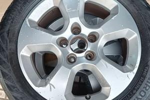 Cerchi da 16 Opel Astra H con gomme