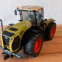 bruder Trattore class 