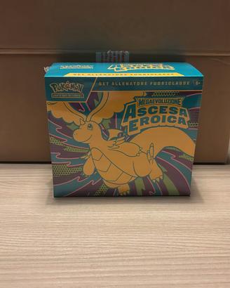 etb Pokémon ascesa eroica ita sealed
