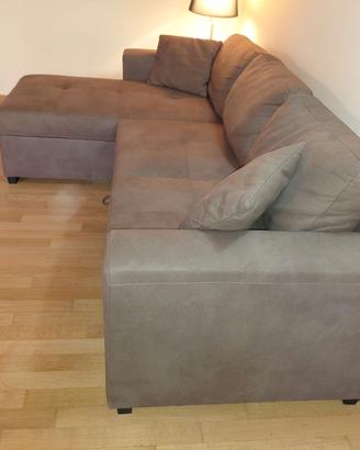 Divano letto con chaise longue