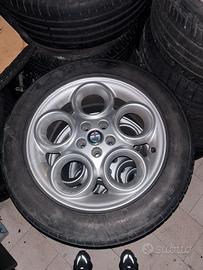 4 cerchi gommati estive + 4 gomme invernali