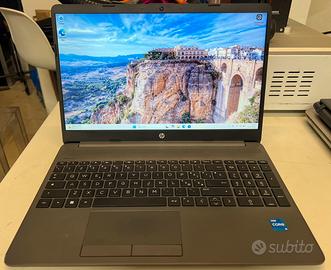 Pc Hp,i5-12Gen,8Gb/512Gb,Windows 11