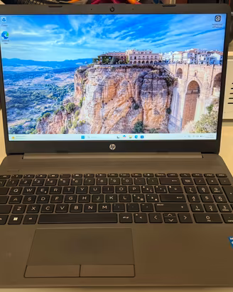 Pc Hp,i5-12Gen,8Gb/512Gb,Windows 11