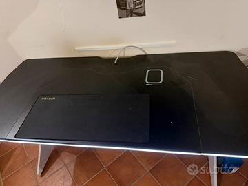 Tavolo gaming RGB