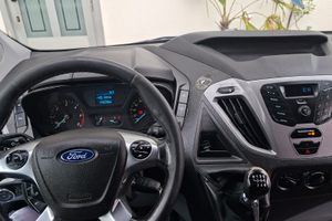 Ford transit custom 9 posti