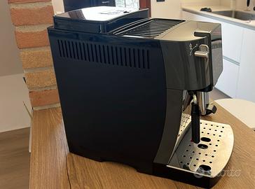 Macchina automatica caffe delonghi- magnifica Star