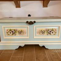 Cassapanca in stile provenzale artigianale