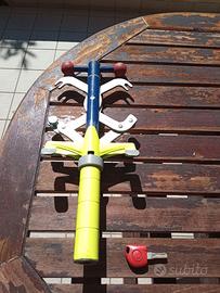 Bullock - Antifurto Blocca Pedali Auto