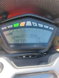 Ducati Hyperstrada 821