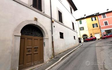 3 LOCALI A SPOLETO