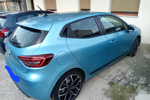 Renault clio e-tech hybrid 2022