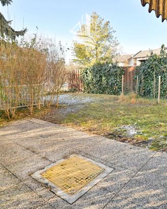 Trilocale con posto auto e giardino a Laives - Via