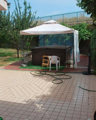 Vasca idromassaggio