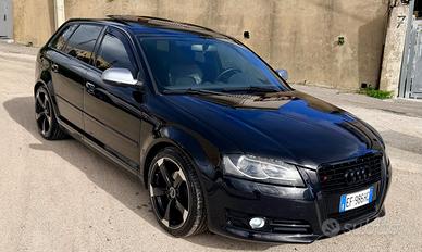 Audi A3 S Line 1.6 TDI 105 CV