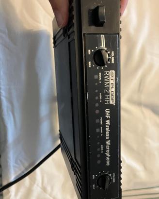 WIRELESS MICROPHONE