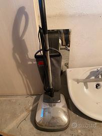 Aspirapolvere lucidatrice