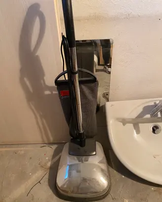 Aspirapolvere lucidatrice