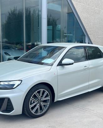 Audi A1 Spb 30 SLine possibilità noleggio no scori