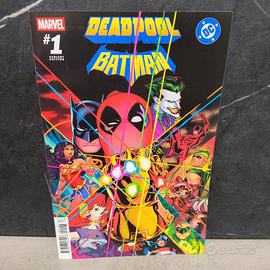 Deadpool Batman variant guanto dell'infinito 