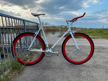 Bici fixed Margot Cycling