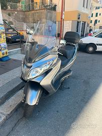Suzuki Burgman 400