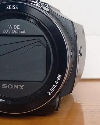 TELECAMERA SONY FDR-AX53 HANDYCAM®
4K