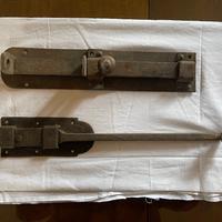 Antiche serrature in ferro