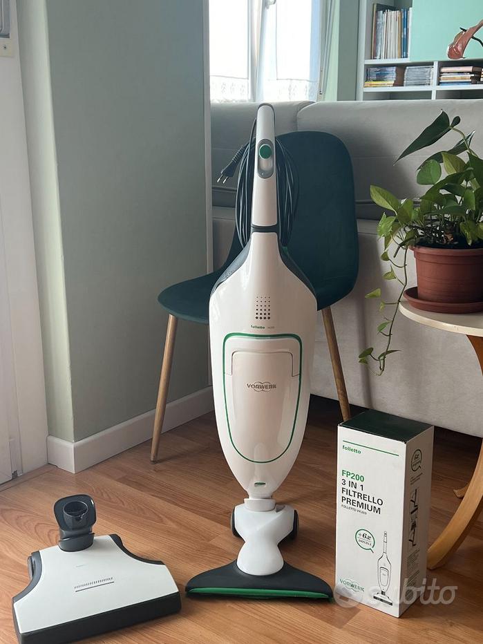 ASPIRAPOLVERE VORWERK FOLLETTO VK 200 USATO COMPLETO DI TUTTI GLI ACCESSORI  .