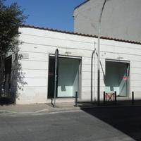 Locale Commerciale d'Angolo-Visibilità e Posizione