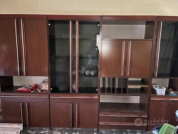 Mobile Libreria a vetri con scaffali e cassettoni