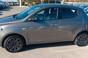 Lancia Ypsilon 1.0 FireFly 5 porte S&S Hybrid Gold