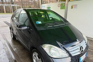 Mercedes benz A180 2009