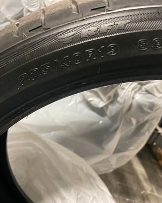Bridgestone Potenza S001 Runflat