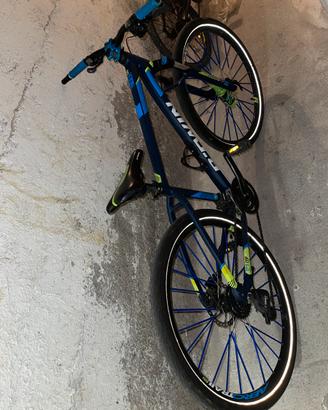 Rockrider 520 whellie bike